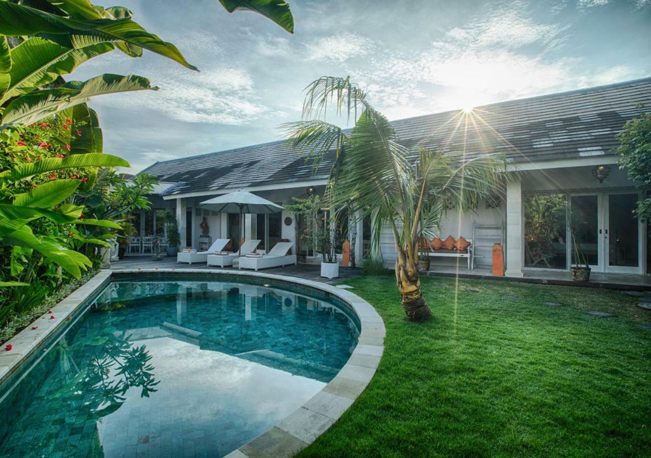 Villa Armani Семиняк Екстериор снимка