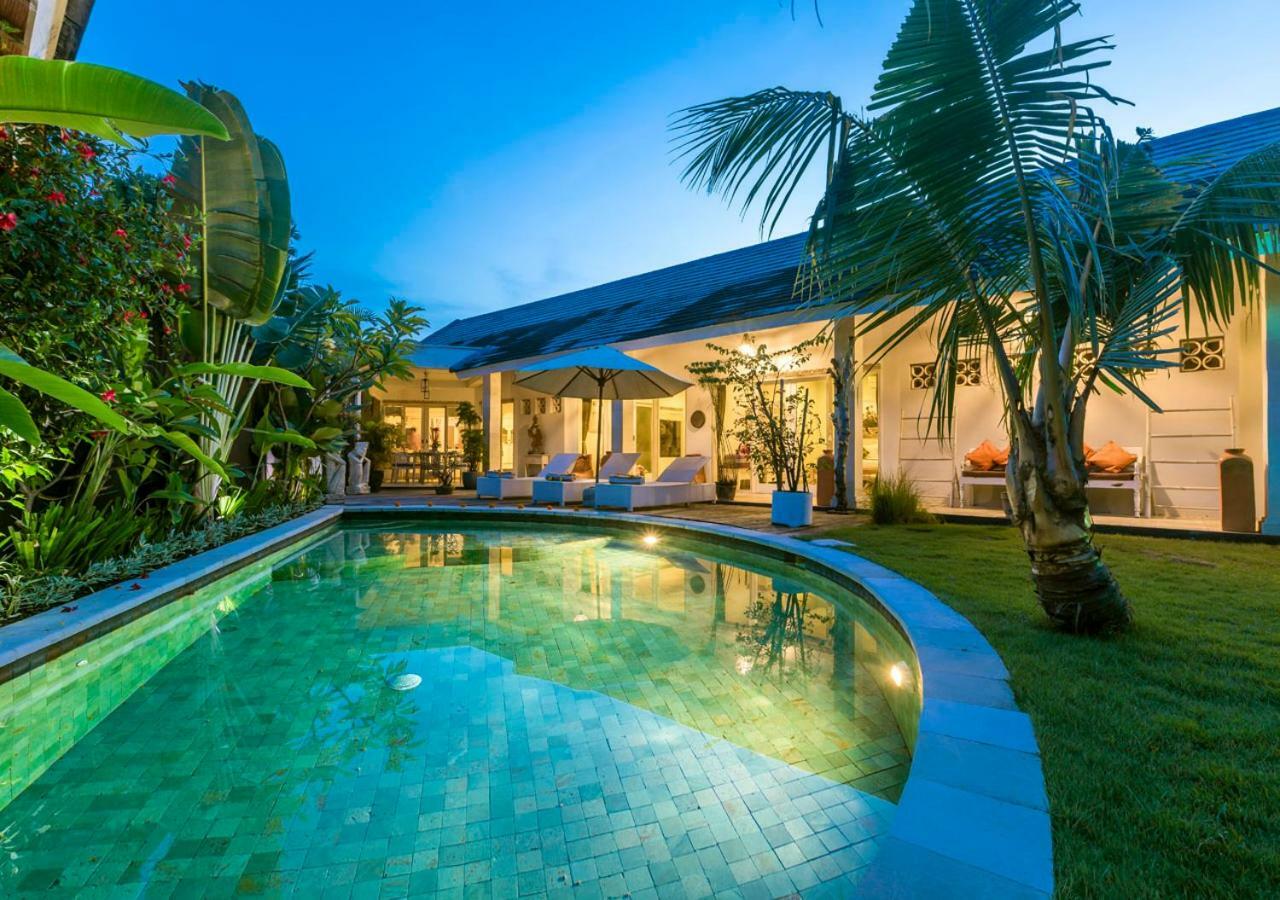 Villa Armani Семиняк Екстериор снимка